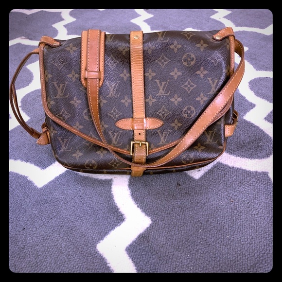 Louis Vuitton saumur mm - Picture 1 of 4